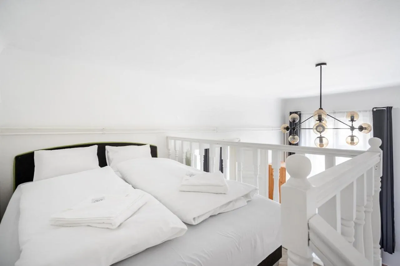 Setting Sun Apartment Budapest